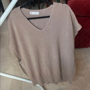 Women's V-Neck Sweater in Taupe